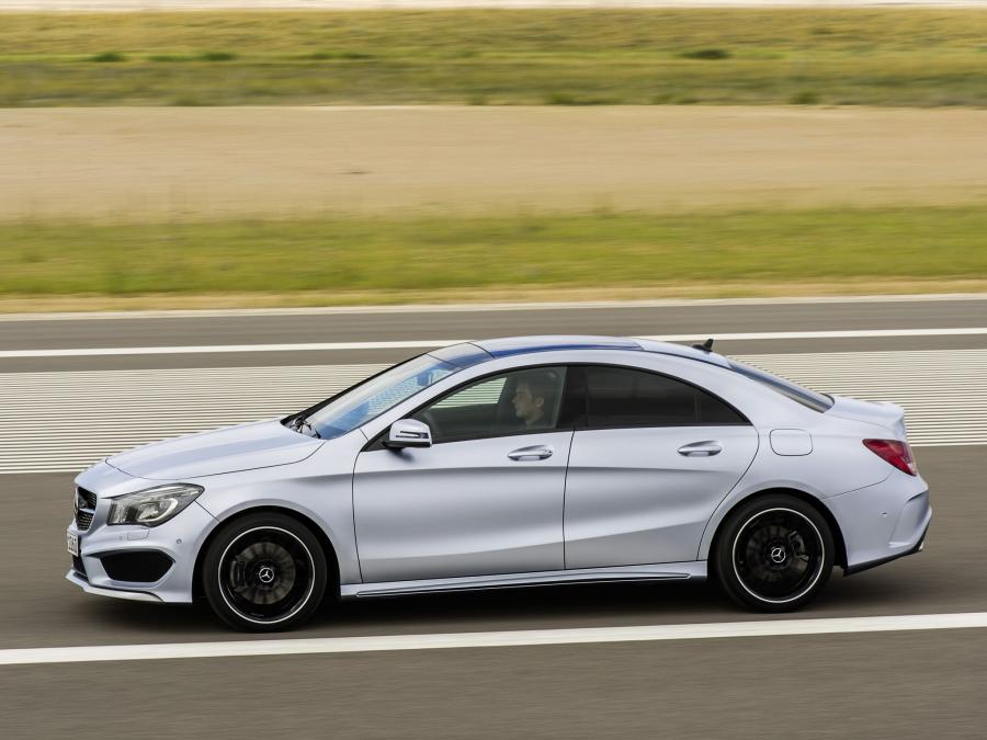  Mercedes-Benz CLA250 AMG Sports Package Edition 1 (C117) 2013 года  (фото 18 из 72)